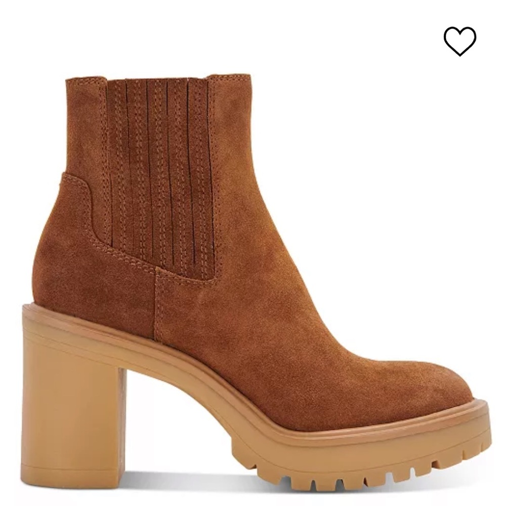 Dolce Vita Celia Caramel Suede Bootie never worn Size 6.5
